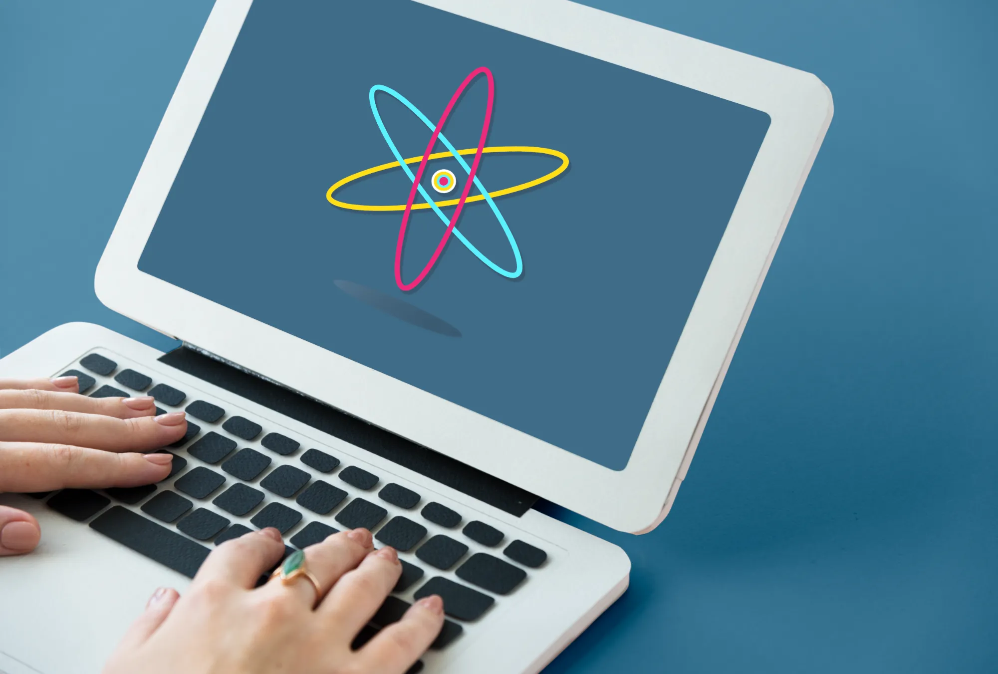 Companie de dezvoltare React Native adaptată nevoilor dumneavoastră
